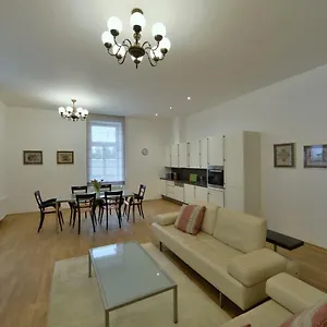 Kolonada Luxury 2 Bedroom Snezka Apartmán